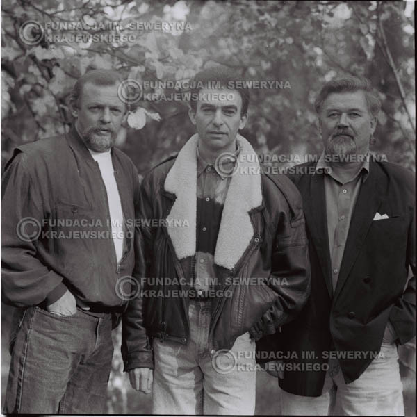 # 1097 - Czerwone Gitary w składzie: Seweryn Krajewski, Jerzy Skrzypczyk, Bernard Dornowski. 1991r. sesja zdjęciowa w Michalinie.