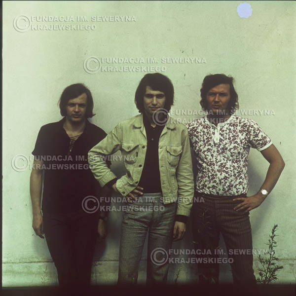# 1109 - Czerwone Gitary 1970r. Jerzy Skrzypczyk, Seweryn Krajewski, Bernard Dornowski.