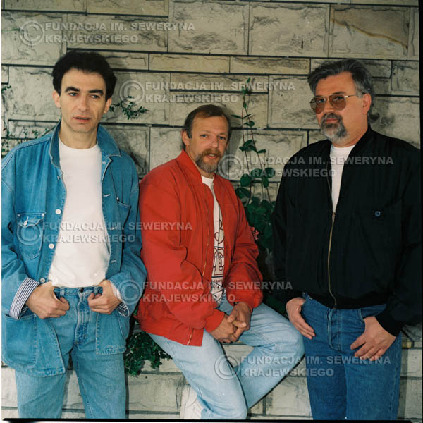 # 1175 - 1991r. sesja zdjęciowa w Michalinie, come back Czerwonych Gitar w składzie: Seweryn Krajewski, Jerzy Skrzypczyk, Bernard Dornowski.