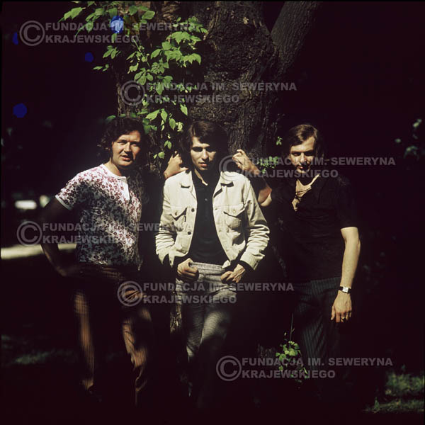 # 1211 - zespół Czerwone Gitary po odejściu Krzysztofa Klenczona, 1970r. Od lewej: Bernard Dornowski, Seweryn Krajewski, Jerzy Skrzypczyk.