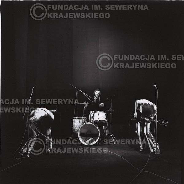 # 1437 - 1973r. koncert Czerwonych Gitar w Poznaniu w składzie: Bernard Dornowski, Seweryn Krajewski, Jerzy Skrzypczyk.
