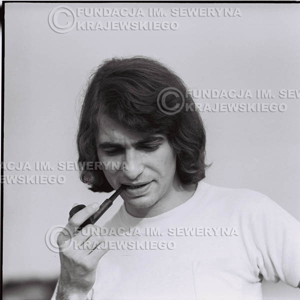 # 1613 - 1974r. Seweryn Krajewski z fajką.