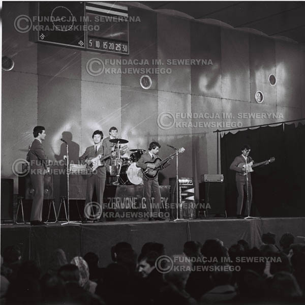 # 535 - Koncert 'Czerwone Gitarty', hala Stoczni Gdańskiej, 1966r.