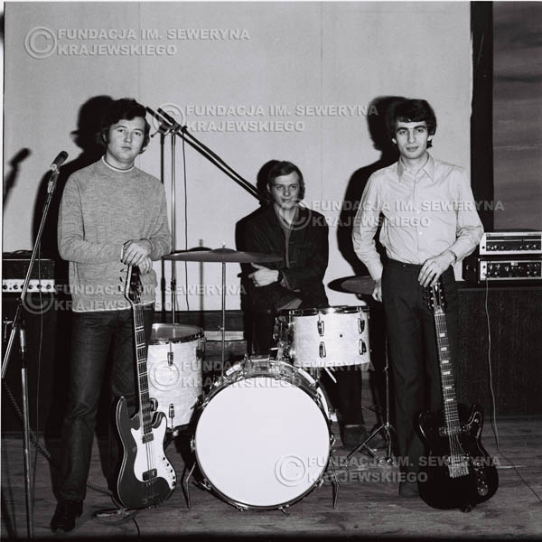 # 734 - Czerwone Gitary 1970r. w składzie: Seweryn Krajewski, Jerzy Skrzypczyk i Bernard Dornowski