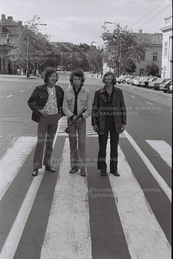 # 760 - 1970r. Warszawa, Czerwone Gitary w składzie: Seweryn Krajewski, Bernard Dornowski, Jerzy Skrzypczyk