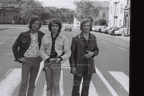 # 765 - 1970r. Warszawa, Czerwone Gitary w składzie: Seweryn Krajewski, Bernard Dornowski, Jerzy Skrzypczyk