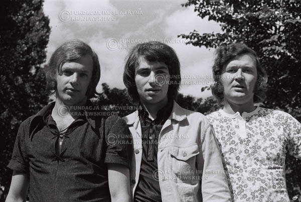 # 794 - 1970r. Warszawa, Czerwone Gitary w składzie: Seweryn Krajewski, Bernard Dornowski, Jerzy Skrzypczyk