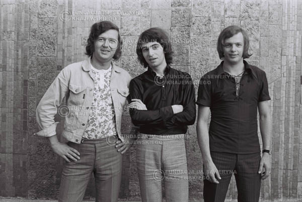 # 799 - 1970r. Warszawa, Czerwone Gitary w składzie: Seweryn Krajewski, Bernard Dornowski, Jerzy Skrzypczyk