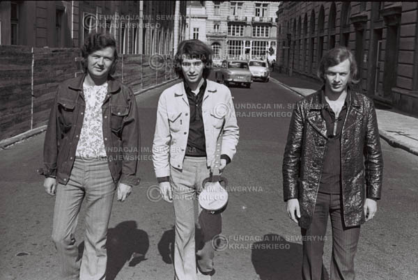 # 808 - 1970r. Warszawa, Czerwone Gitary w składzie: Seweryn Krajewski, Bernard Dornowski, Jerzy Skrzypczyk