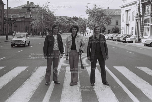 # 811 - 1970r. Warszawa, Czerwone Gitary w składzie: Seweryn Krajewski, Bernard Dornowski, Jerzy Skrzypczyk