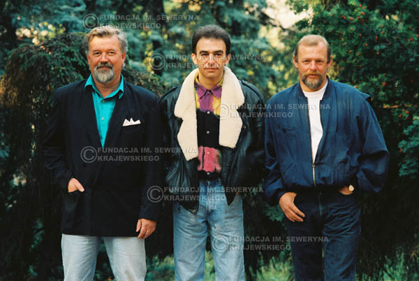# 931 - 1991r. sesja zdjęciowa w Michalinie, Czerwone Gitary w składzie: Seweryn Krajewski, Bernard Dornowski, Jerzy Skrzypczyk
