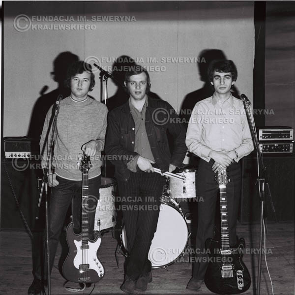 # 967 - 1970r. Czerwone Gitary w składzie: Seweryn Krajewski, Jerzy Skrzypczyk, Bernard Dornowski