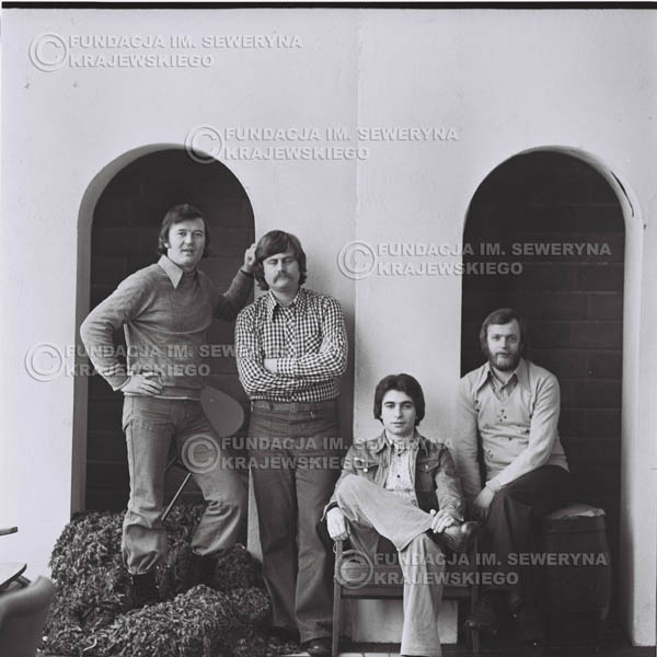 # 975 - 1975r. Od lewej: Bernard Dornowski, Ryszard Kaczmarek, Seweryn Krajewski, Jerzy Skrzypczyk