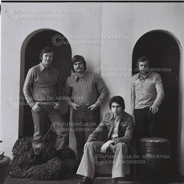# 1076 - 1975r. od lewej: Bernard Dornowski, Ryszard Kaczmarek, Seweryn Krajewski, Jerzy Skrzypczyk