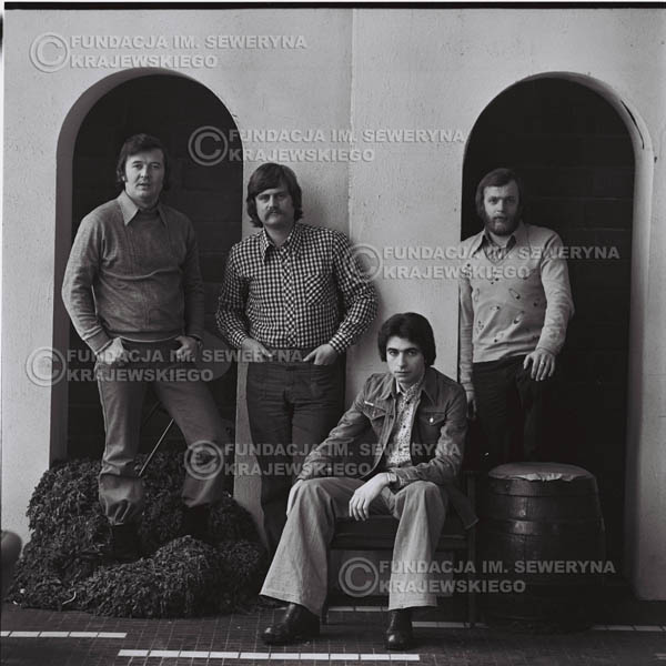# 1077 - 1975r. od lewej: Bernard Dornowski, Ryszard Kaczmarek, Seweryn Krajewski, Jerzy Skrzypczyk