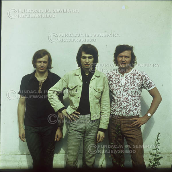 # 1107 - Czerwone Gitary 1970r. Jerzy Skrzypczyk, Seweryn Krajewski, Bernard Dornowski.