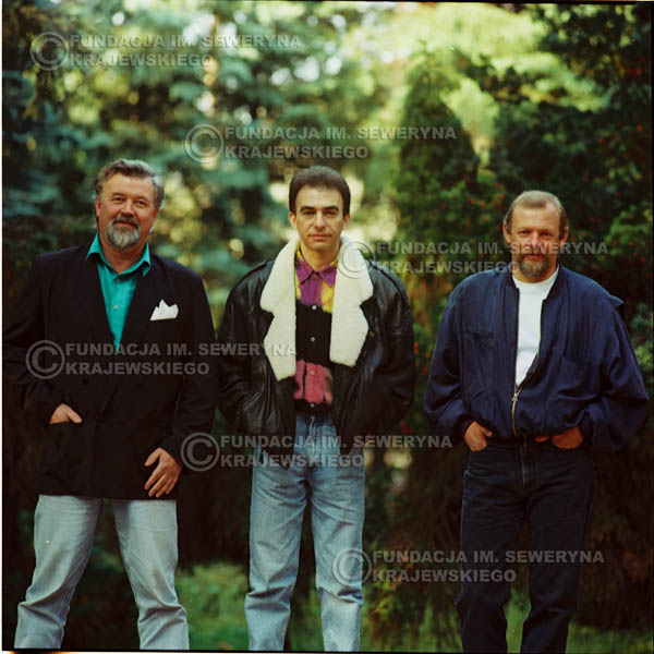# 1163 - 1991r. sesja zdjęciowa w Michalinie, come back Czerwonych Gitar w składzie: Seweryn Krajewski, Bernard Dornowski, Jerzy Skrzypczyk