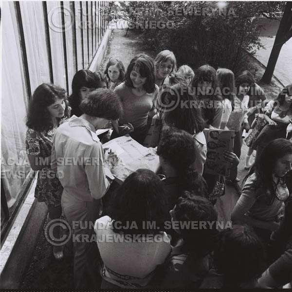 # 1239 - 1975r. koncert Czerwonych Gitar w Ostrawie w ówczesnej Czechosłowacji na terenach wystawowych 'Czarna Łąka'.