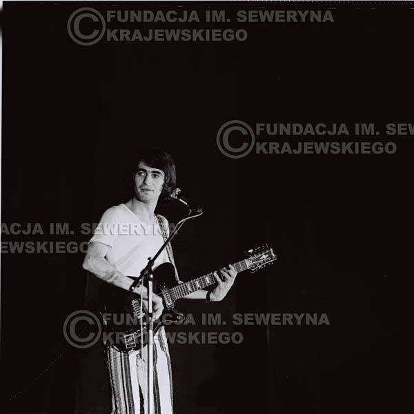 # 1446 - 1973r. koncert Czerwonych Gitar w Poznaniu w składzie: Bernard Dornowski, Seweryn Krajewski, Jerzy Skrzypczyk.