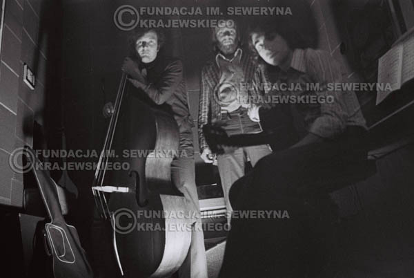 # 1550 - Seweryn Krajewski, Bernard Dornowski, Jerzy Skrzypczyk – 1974r. w małym domowym studio w mieszkaniu Seweryna Krajewskiego w Sopocie.