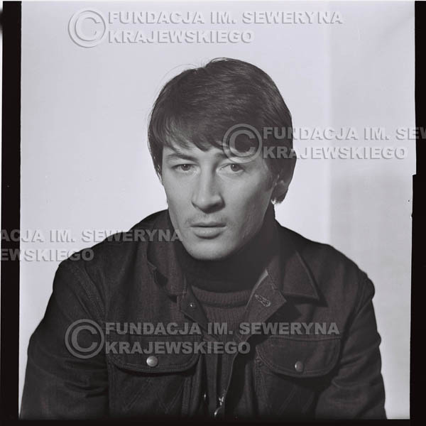 # 187 - 1967r. Krzysztof Klenczon sesja zdjęciowa do płyty pt: 'Czerwone Gitary 3'