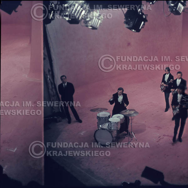 # 356 - Czerwone Gitary 1967r, telewizja w Warszawie, promocja trzeciej płyty