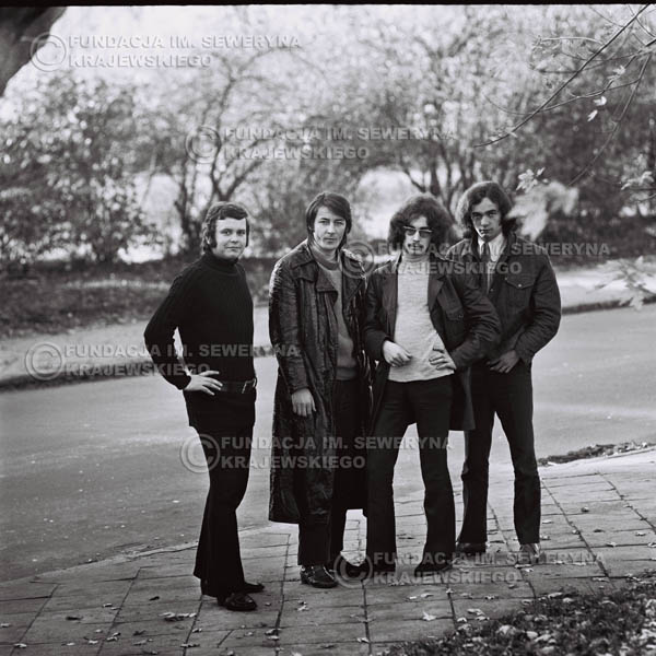 # 497 - 'Trzy Korony' 1970r. W składzie: od lewej: Ryszard Klenczon , Krzysztof Klenczon, Grzegorz Andrian i Piotr Stajkowski