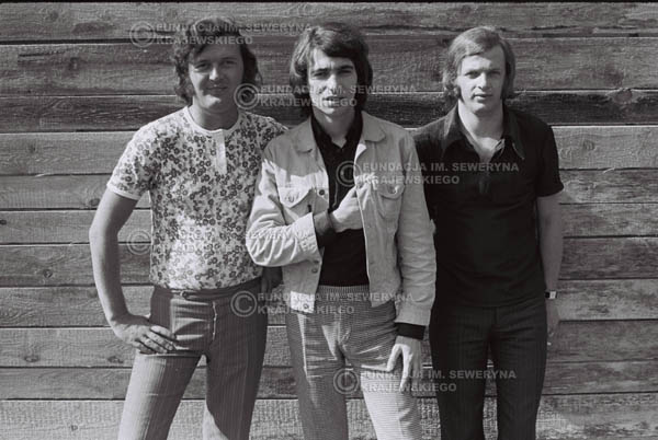 # 755 - 1970r. Warszawa, Czerwone Gitary w składzie: Seweryn Krajewski, Bernard Dornowski, Jerzy Skrzypczyk