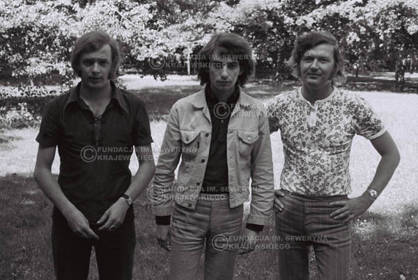 # 803 - 1970r. Warszawa, Czerwone Gitary w składzie: Seweryn Krajewski, Bernard Dornowski, Jerzy Skrzypczyk