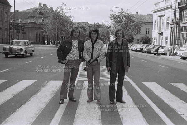 # 812 - 1970r. Warszawa, Czerwone Gitary w składzie: Seweryn Krajewski, Bernard Dornowski, Jerzy Skrzypczyk