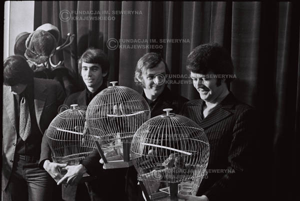 # 846 - 1968r. 'Zgaduj Zgadula' (program tv, papugi jako główna nagroda)