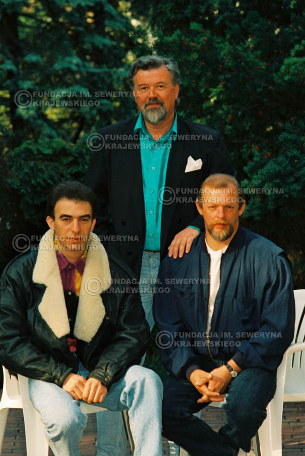 # 927 - 1991r. sesja zdjęciowa w Michalinie, Czerwone Gitary w składzie: Seweryn Krajewski, Bernard Dornowski, Jerzy Skrzypczyk