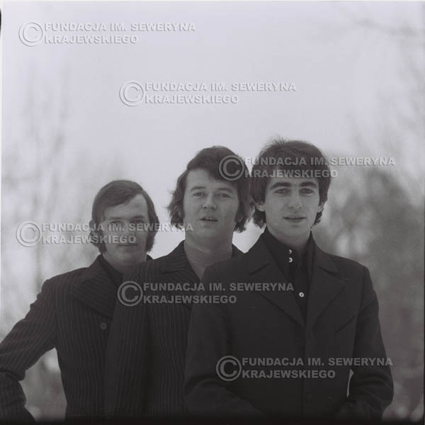 # 990 - zima 1970r. Czerwone Gitary w składzie: Seweryn Krajewski, Bernard Dornowski, Jerzy Skrzypczyk